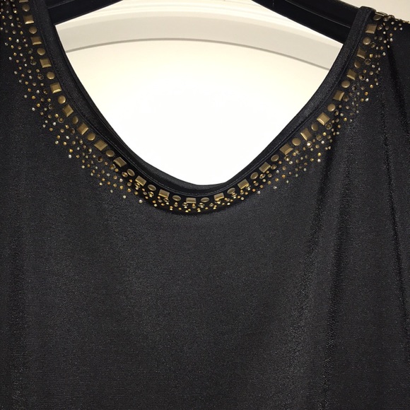 Cache Cold Shoulder rhinestone blouse - Picture 4 of 5